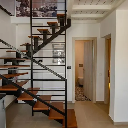 Evilion * Karterados (Santorini)