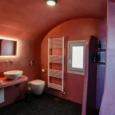 Evilion Karterados (Santorini)